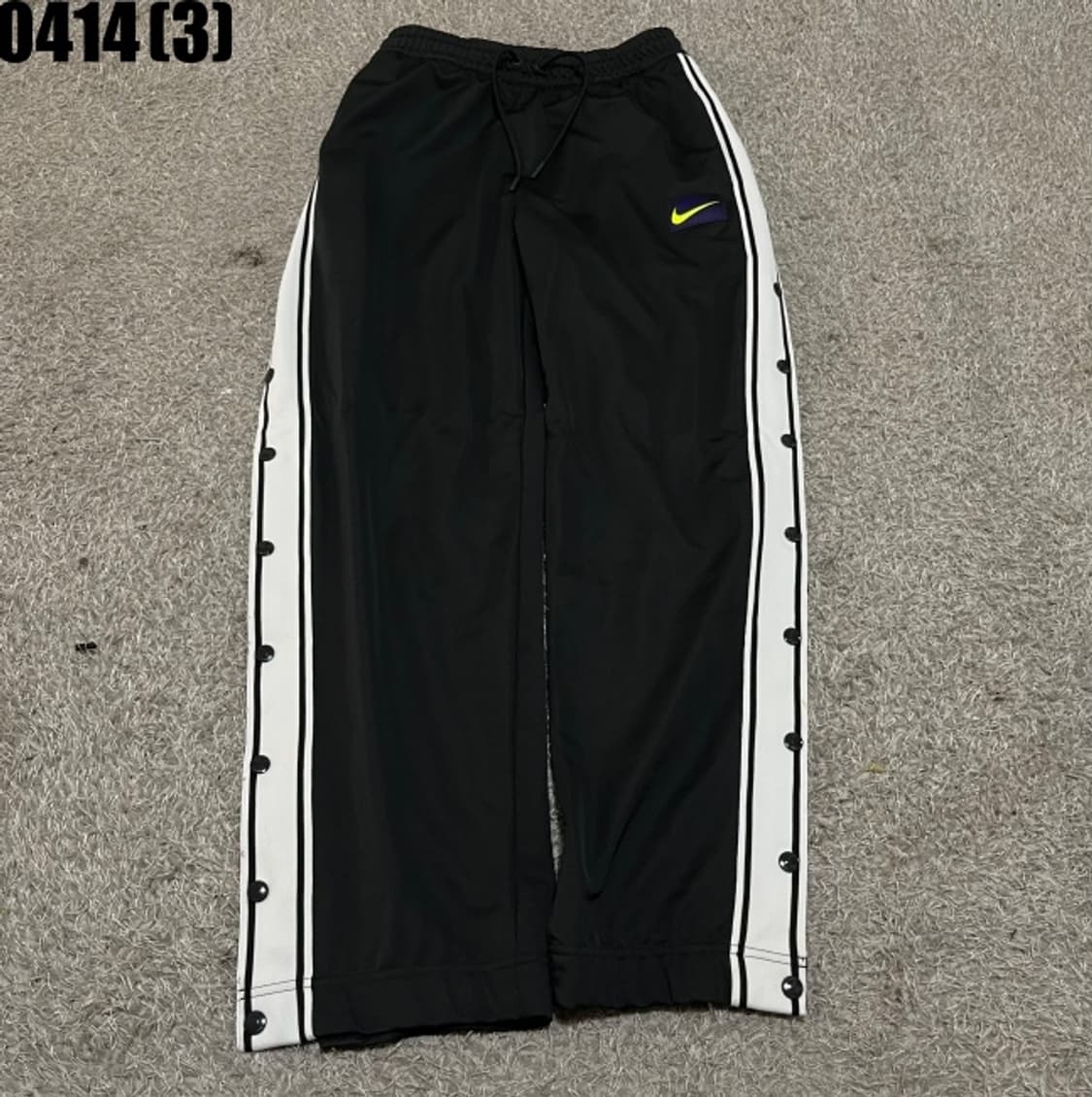 나이키 트레이닝 팬츠 상품이미지1