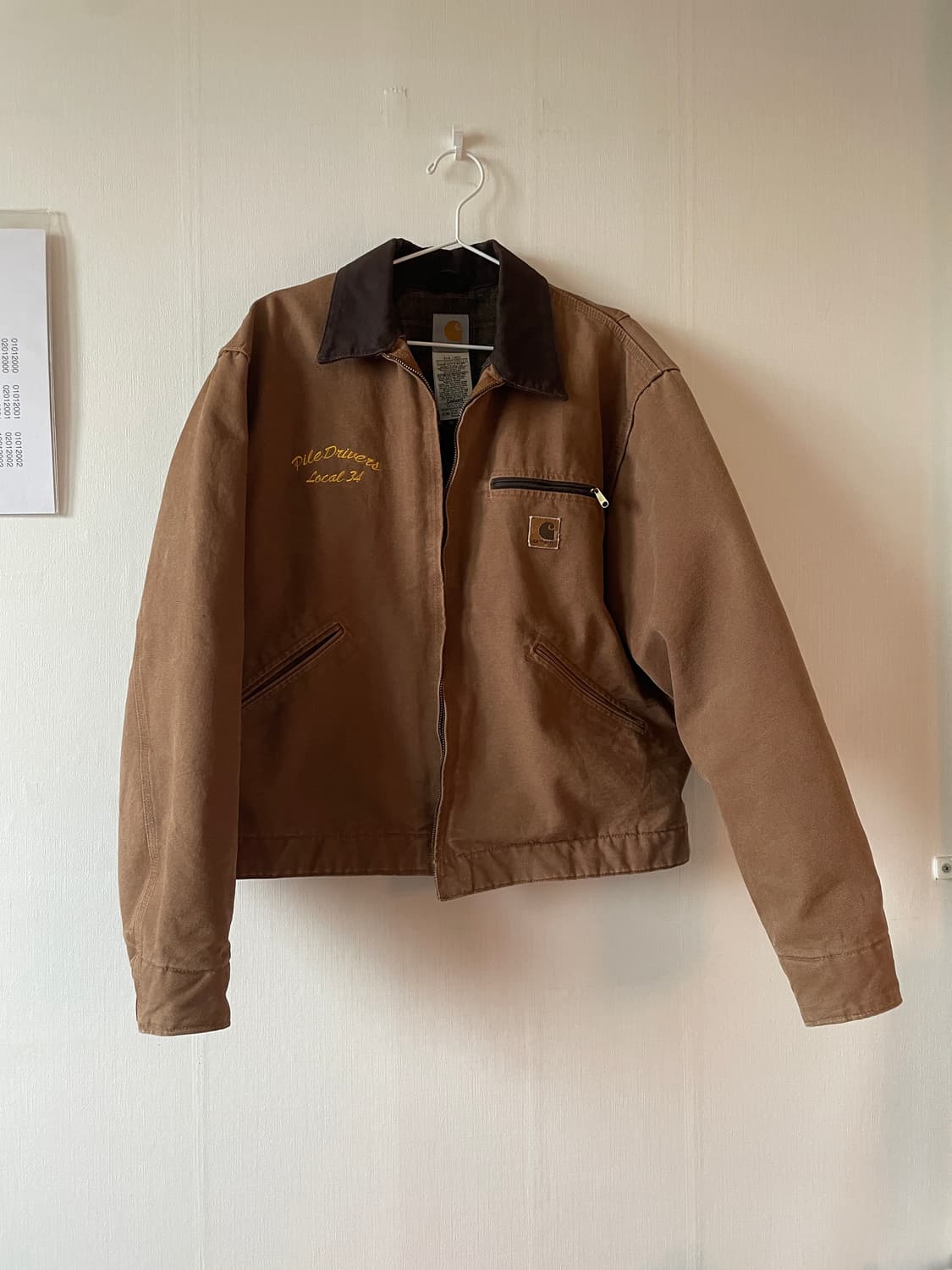 [L] j97 칼하트 디트로이트 자켓 카멜 상품이미지1