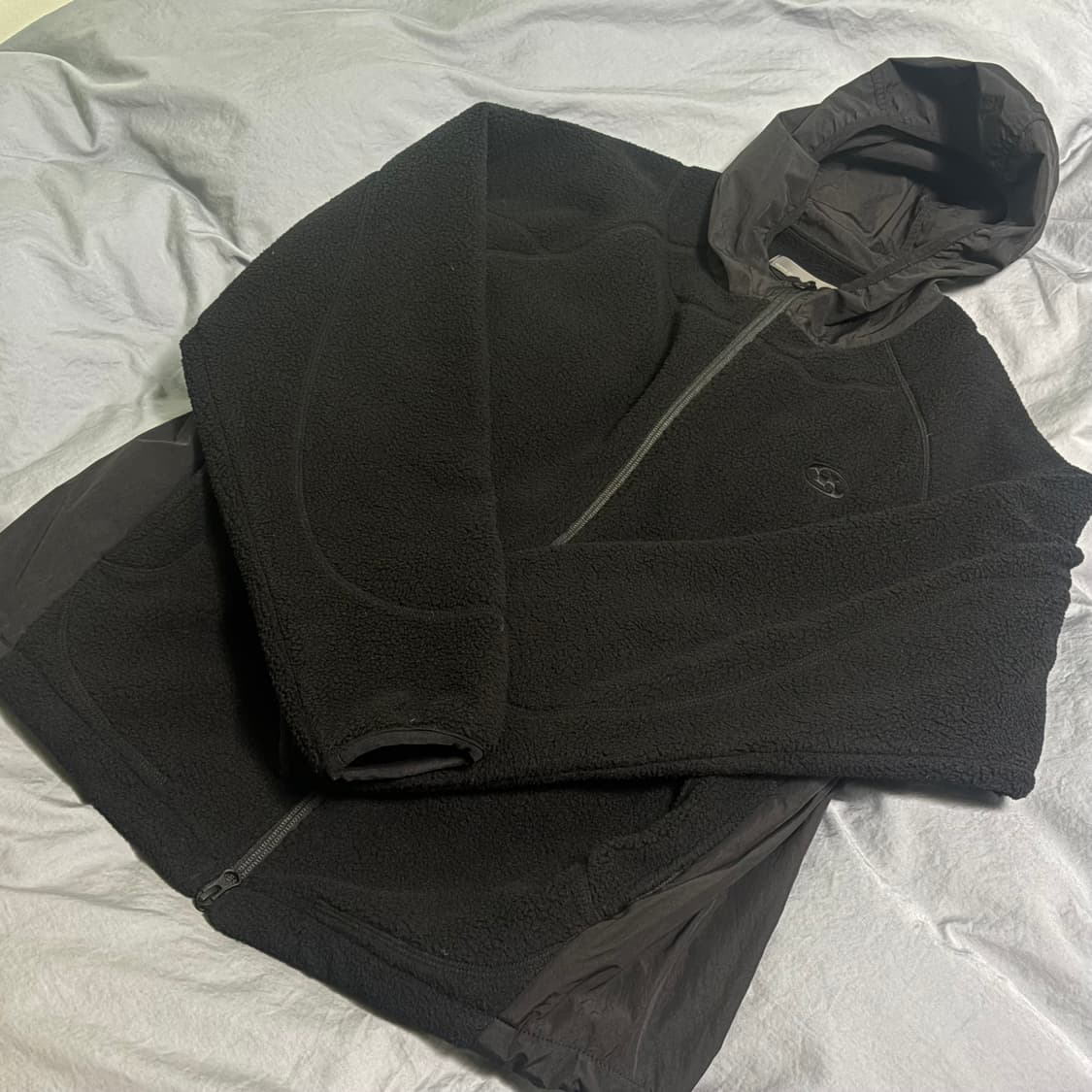 산산기어 플리스 재킷 블랙 25FW 상품이미지3