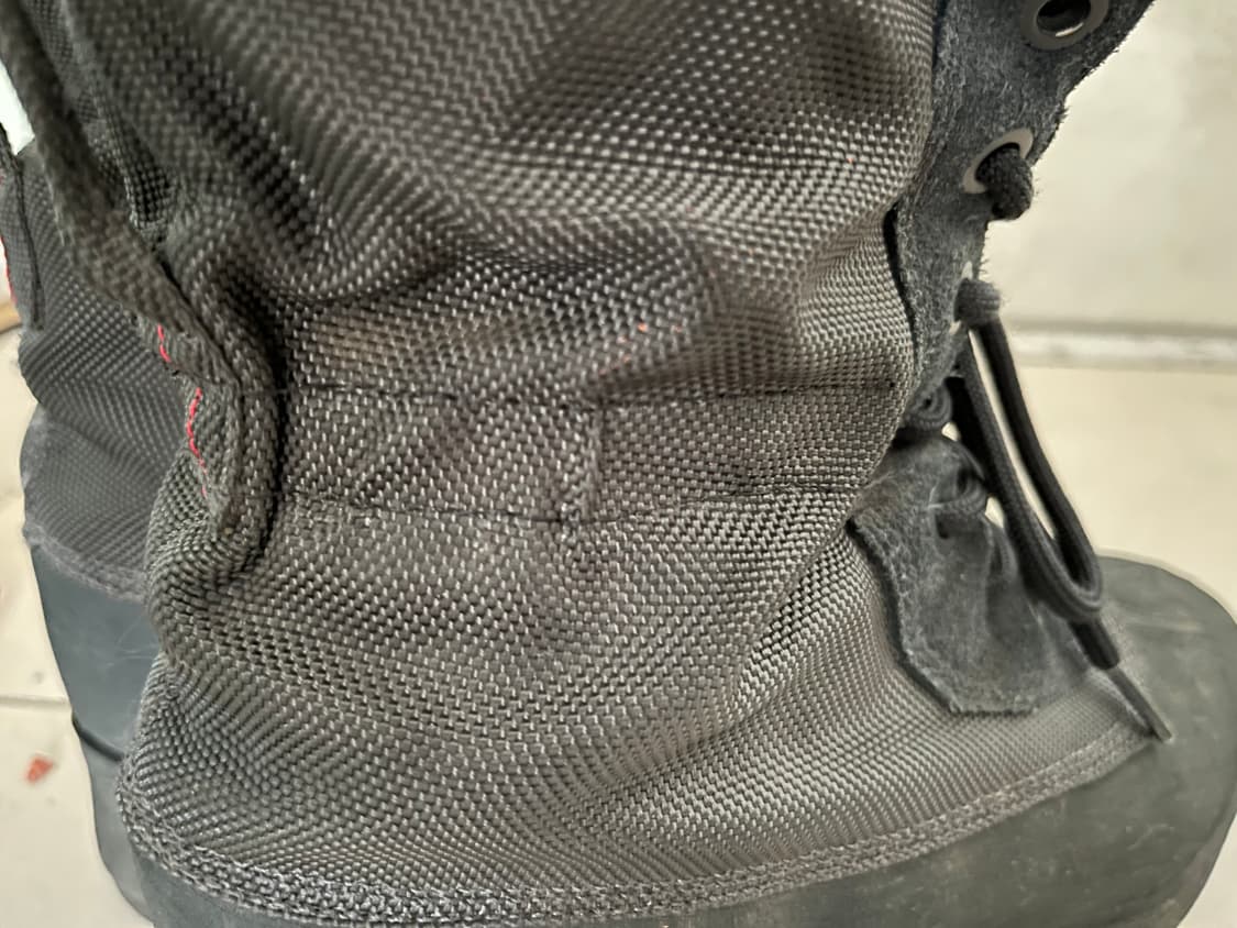 Yeezy 950 Pirates Black 상품이미지8