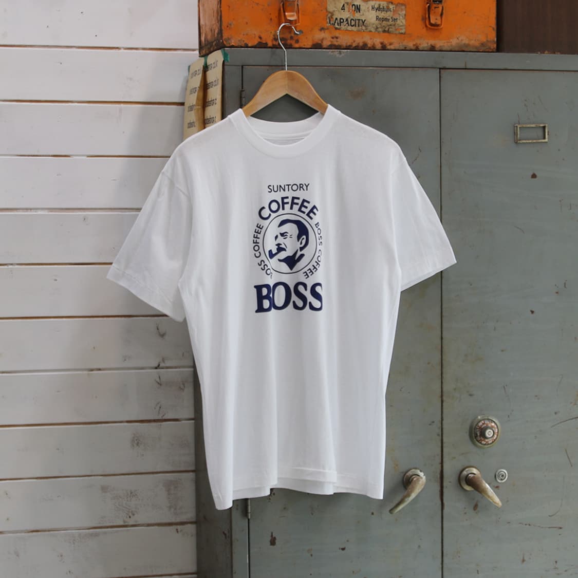 (착용컷) BOSS COFFEE 반팔 티셔츠 (남성용 100) 상품이미지1