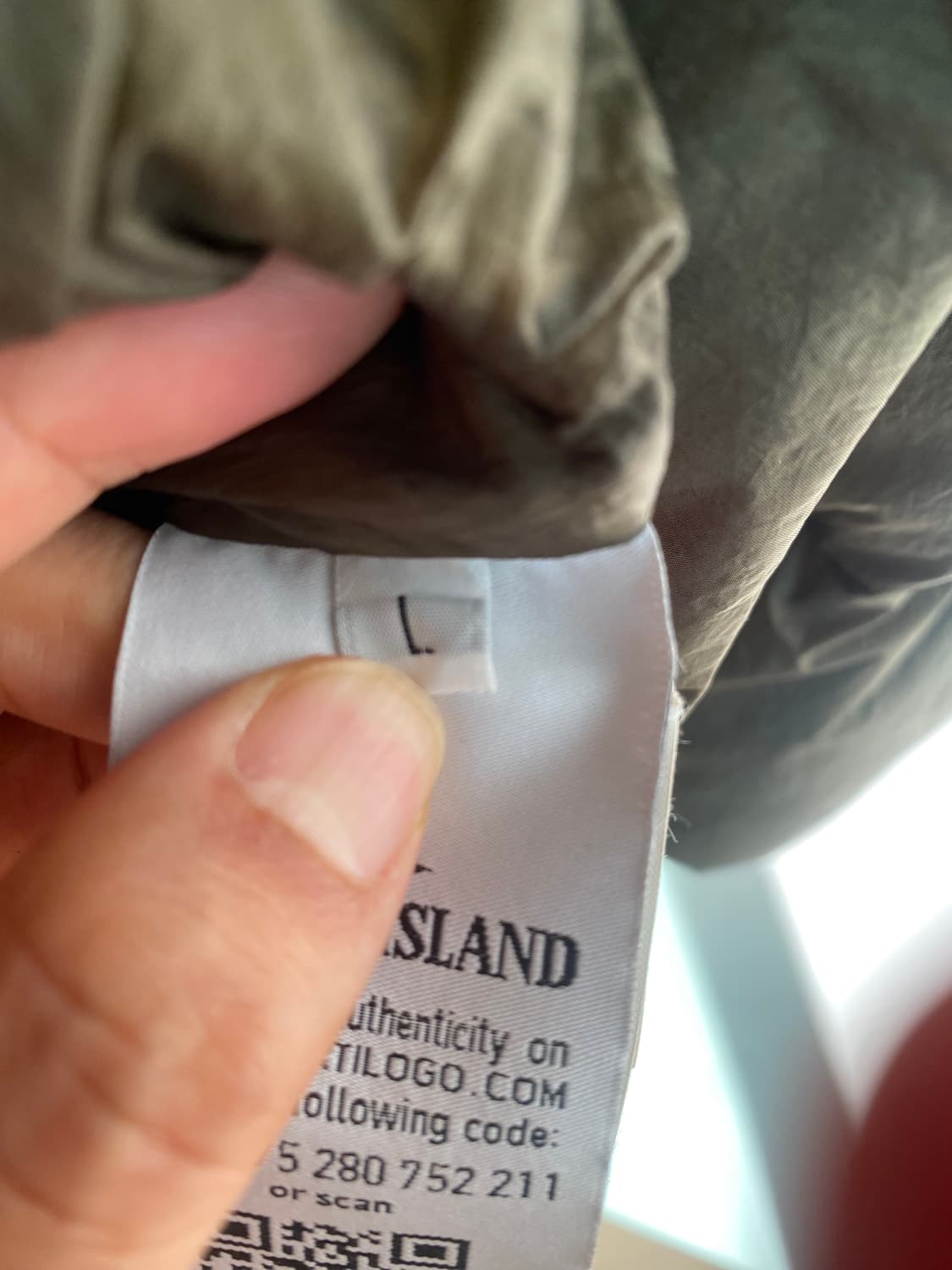 스톤아일랜드 롱패딩 18fw L사이즈 판매합니다. 상태좋음. 교환가능 상품이미지2