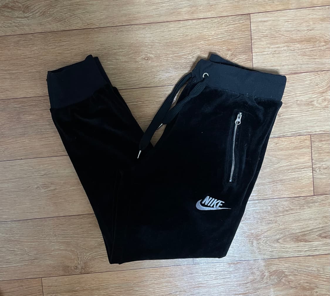 나이키 벨벳 블랙 팬츠 바지 트레이닝 상품이미지1