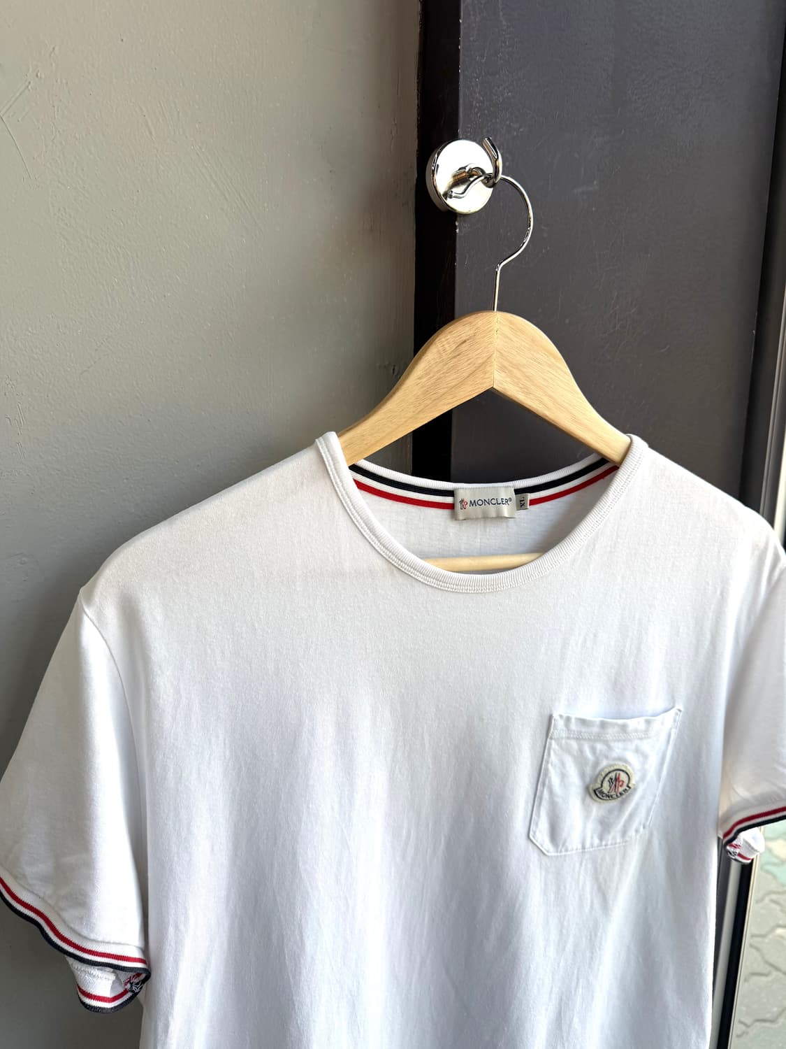 .XL/ 몽클레어 포켓 와펜 반팔 티셔츠 상품이미지4