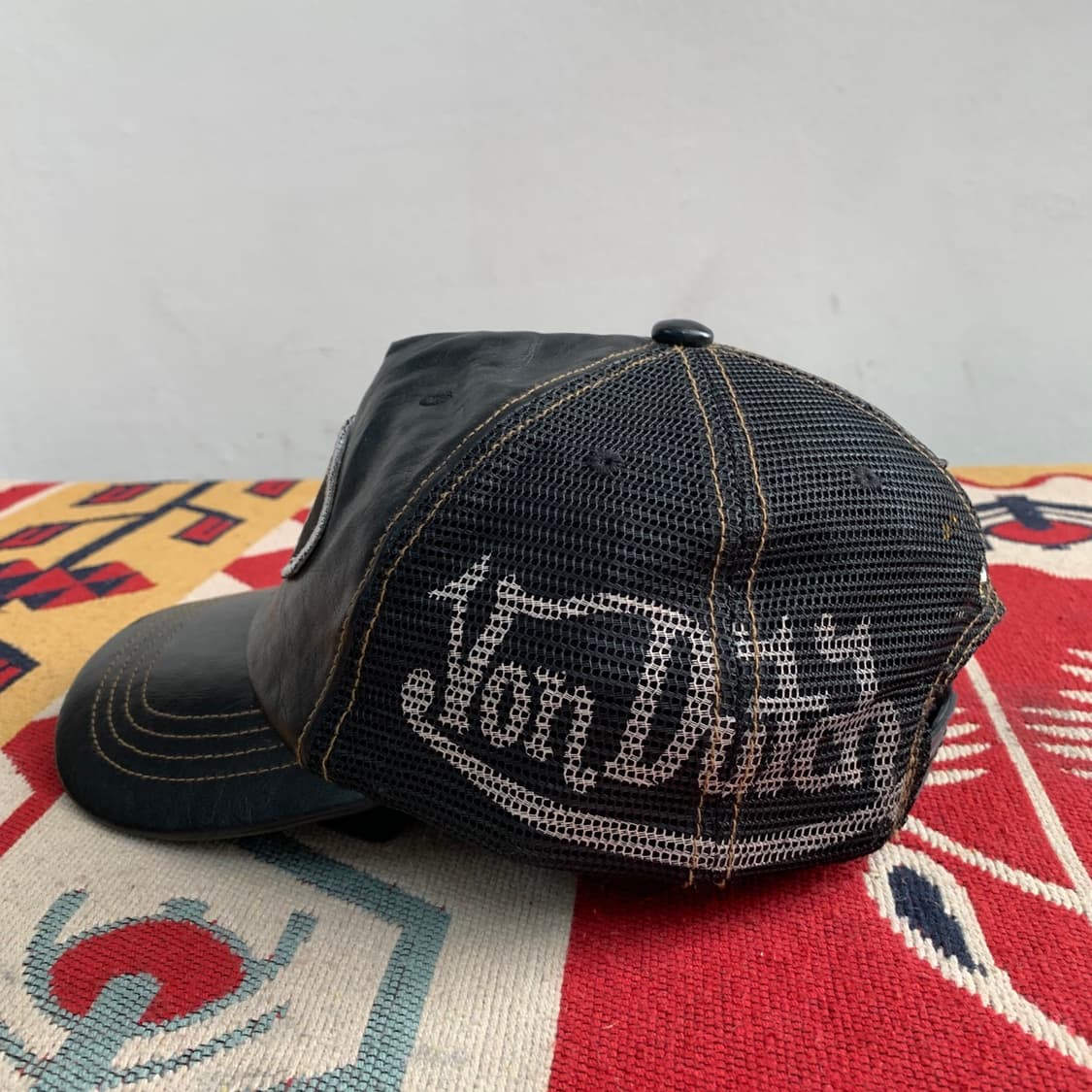 VONDUTCH 본더치 페이크 레더 유광 메쉬 트러커캡 모자 상품이미지2