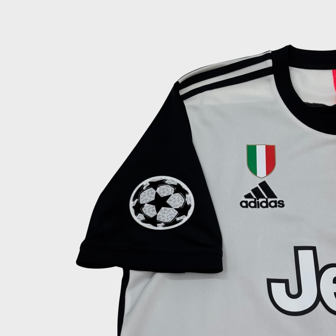 19-20 유벤투스 홈 No.7 크리스티아누 호날두 상품이미지4