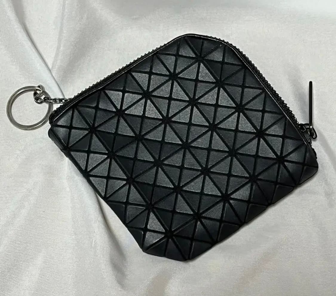 이세이미야케 바오바오 클램 월렛 지퍼 반지갑 상품이미지3