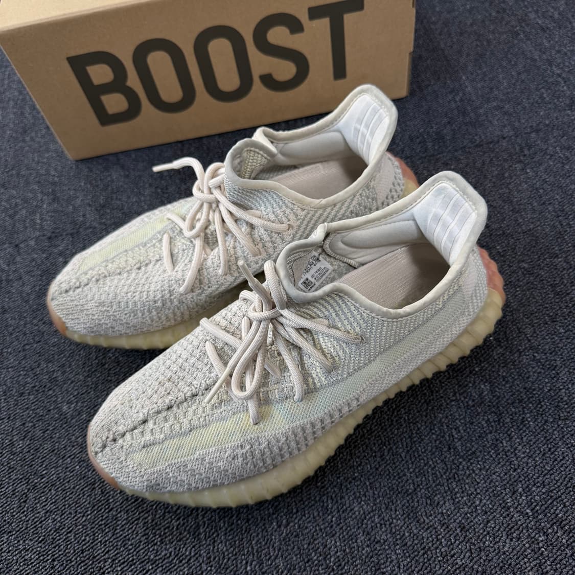 아디다스 이지부스트 350 V2 본 상품이미지3