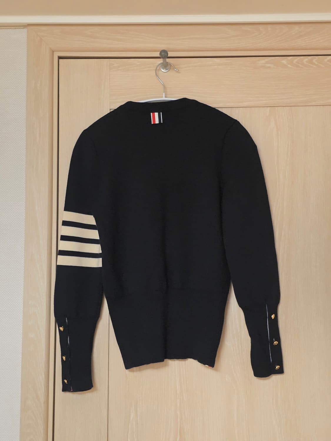 [55-66사이즈] 여성 톰브라운 밀라노스티치 금장 니트 3버튼 0사이즈 상품이미지8