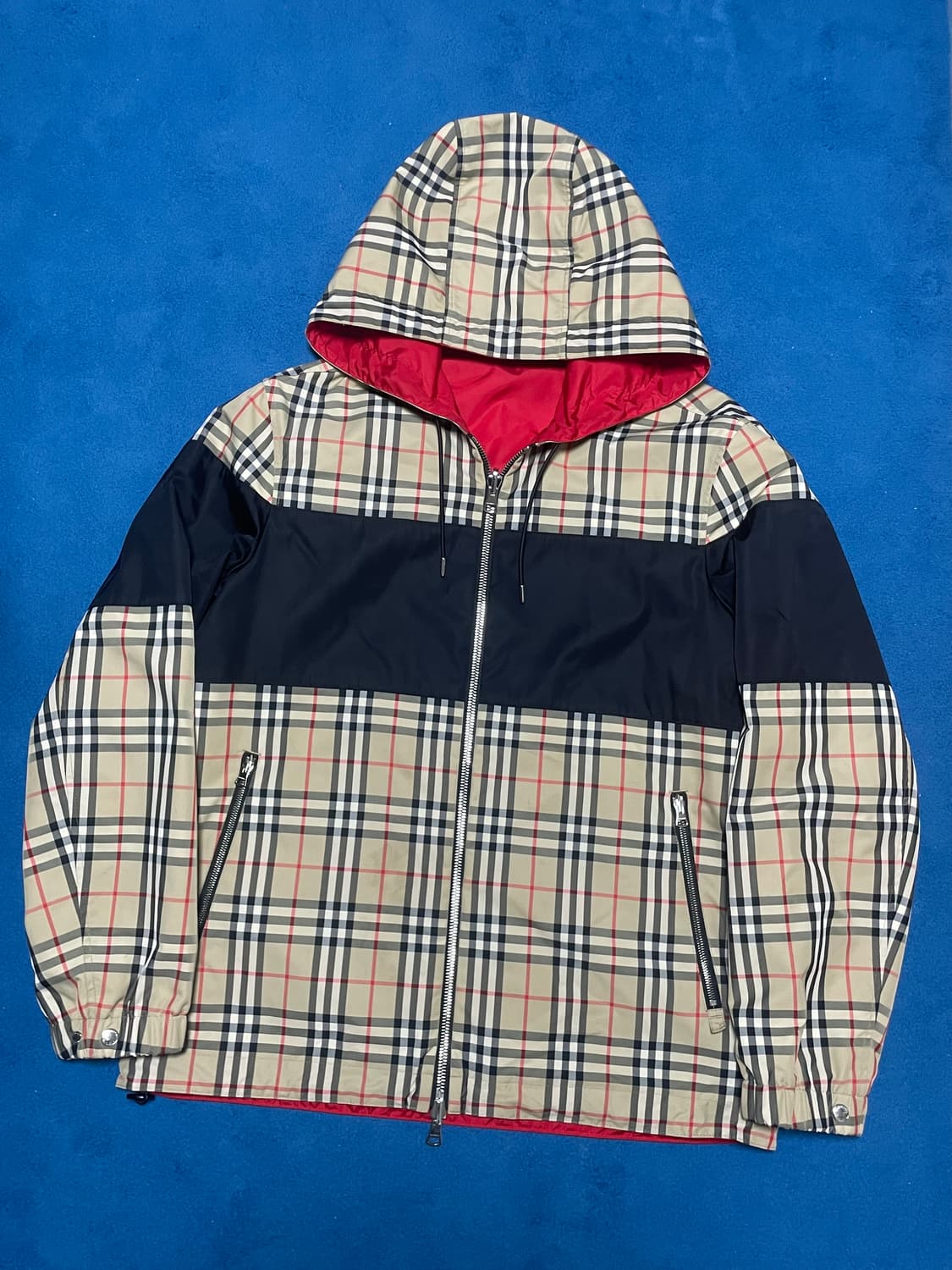 백화점판 새상품급 정품 버버리 리버시블 바람막이 자켓 상품이미지1