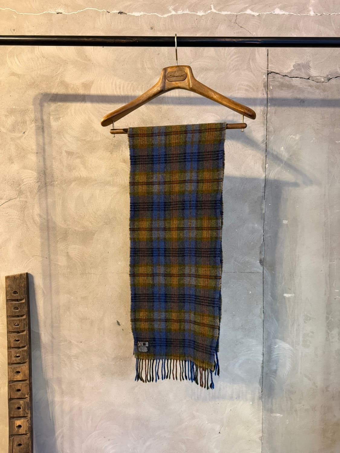 닥스 스코틀랜드 메이드 머플러 상품이미지4