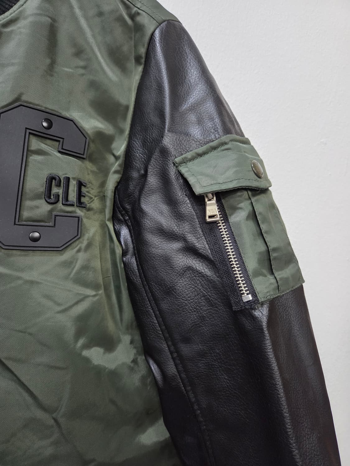 NBA 클리블랜드 카키색 롱 다운패딩 S 상품이미지2