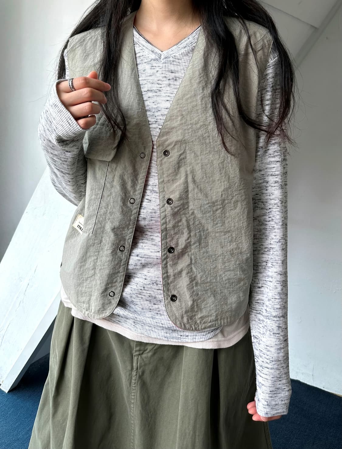 Washed nylon 2way design vest 상품이미지9