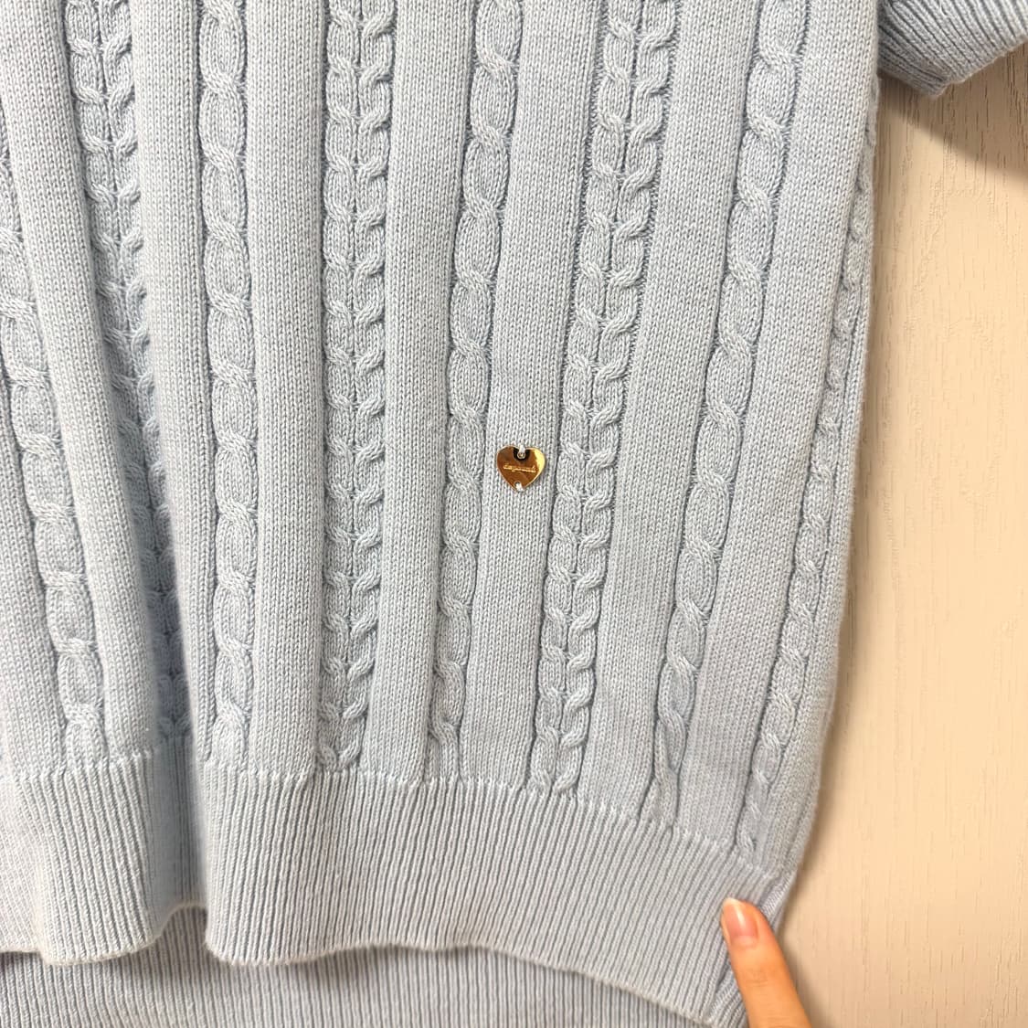 드파운드 브이넥 케이블 니트 상품이미지2