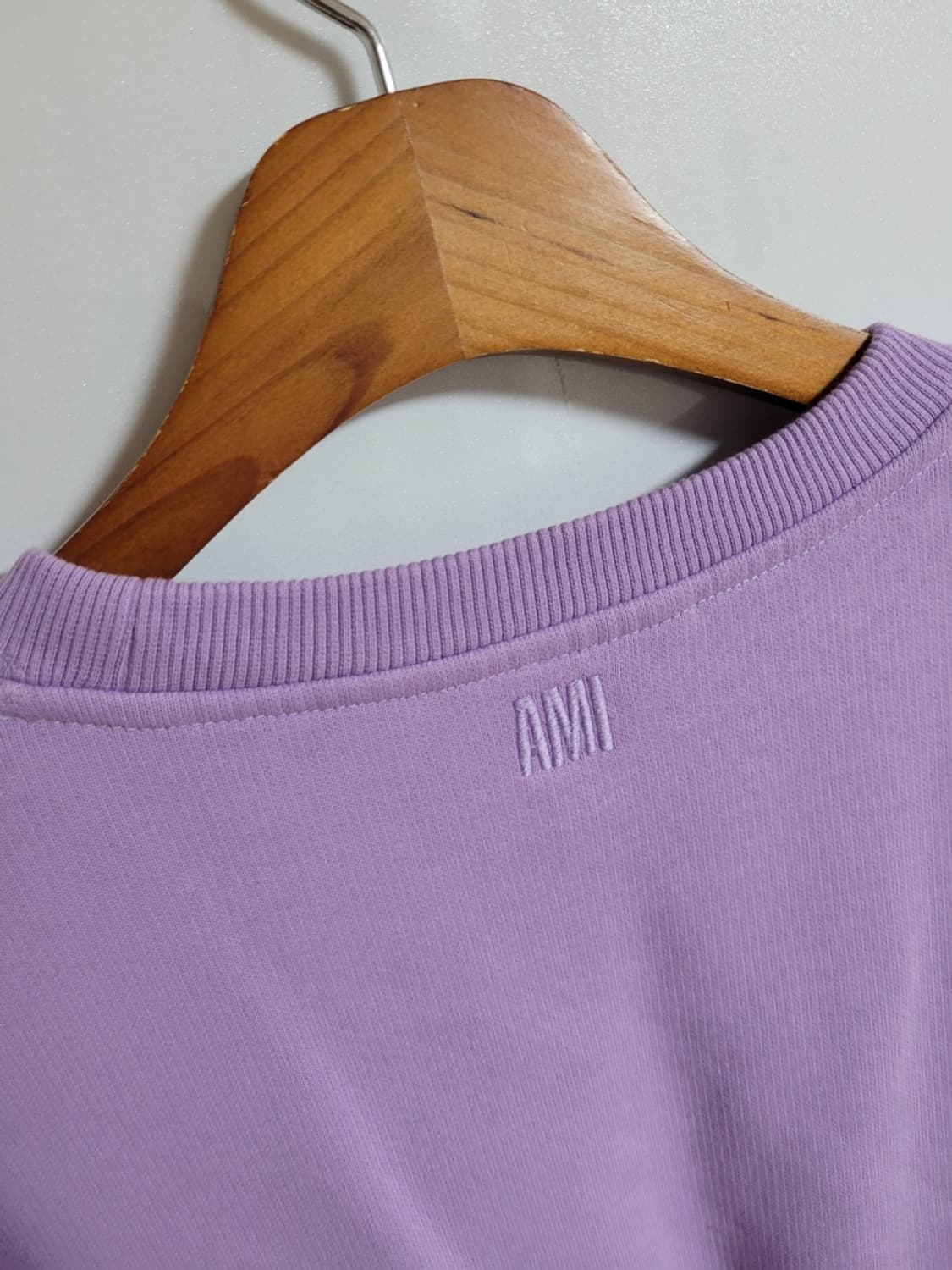 [XL] 아미 퍼플 톤앤톤 빅하트 자수 맨투맨 E21HJ028 상품이미지6