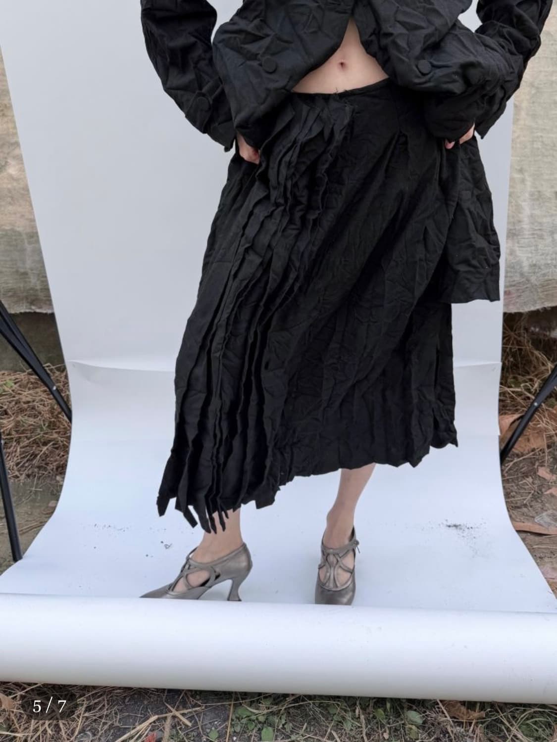 에옹쓰 Paper Wool Offbeat Pleats Skirt 0 상품이미지3