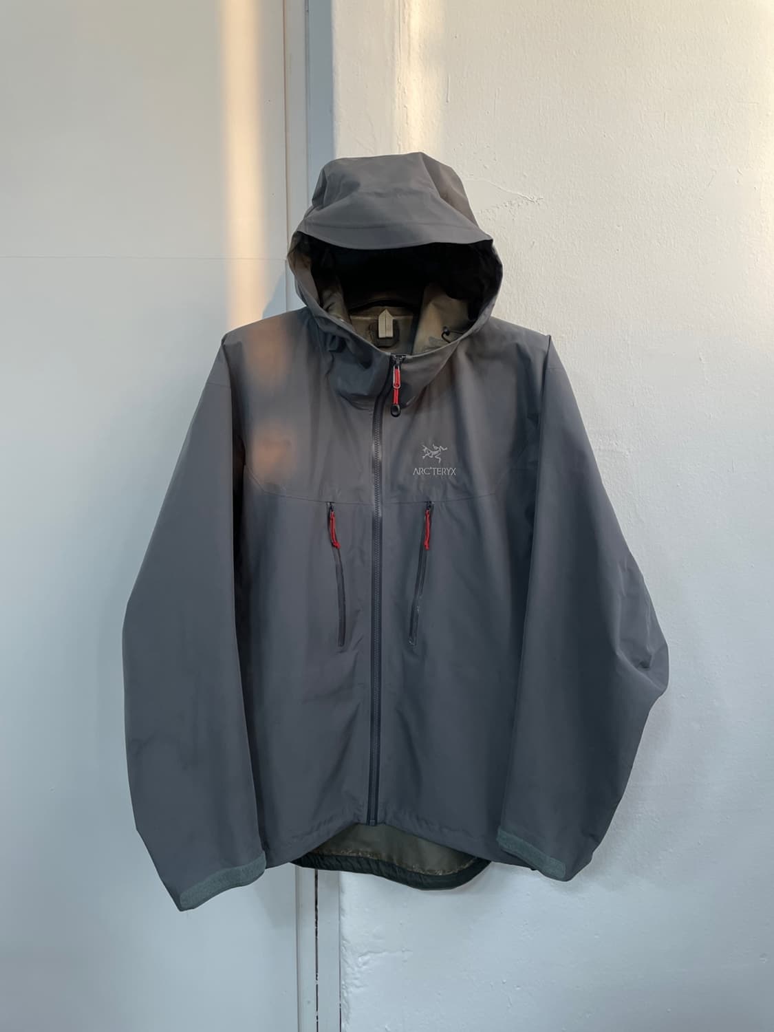 아크테릭스 알파 LT 고어텍스 바람막이 상품이미지1