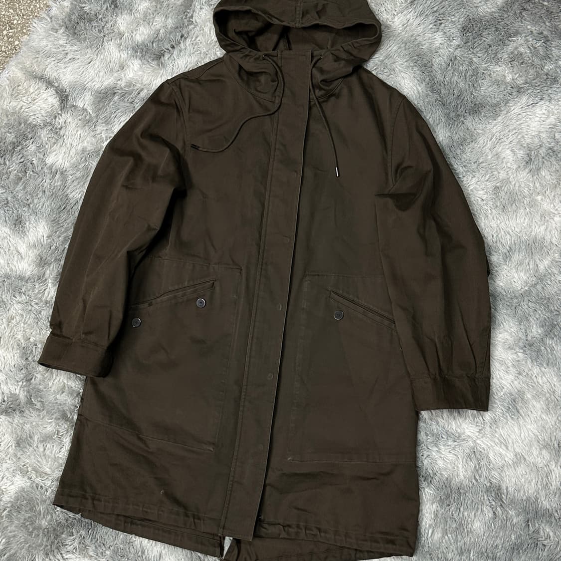 띠어리 매장판 브라은 야상 L 상품이미지1