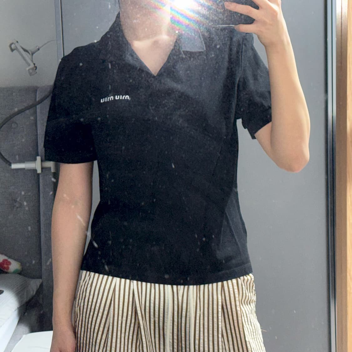 미우미우 블랙 반팔 셔츠 상품이미지1