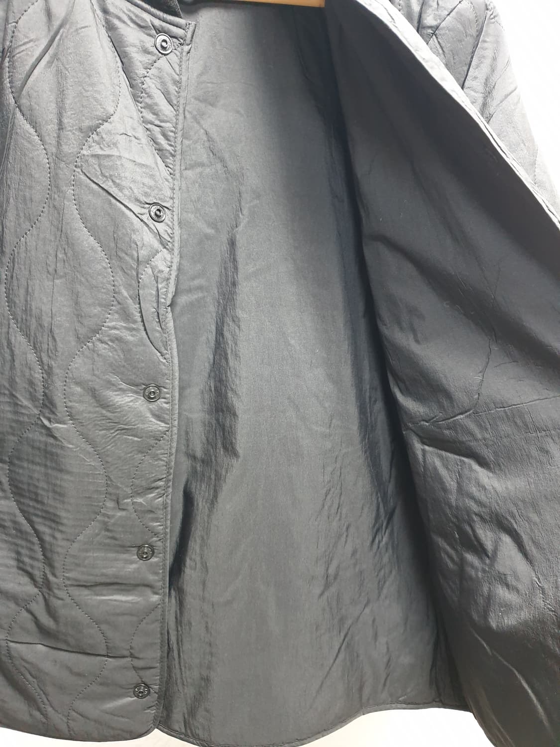 [남95/정품] cp컴퍼니 퀼팅 경량패딩 블랙 상품이미지8