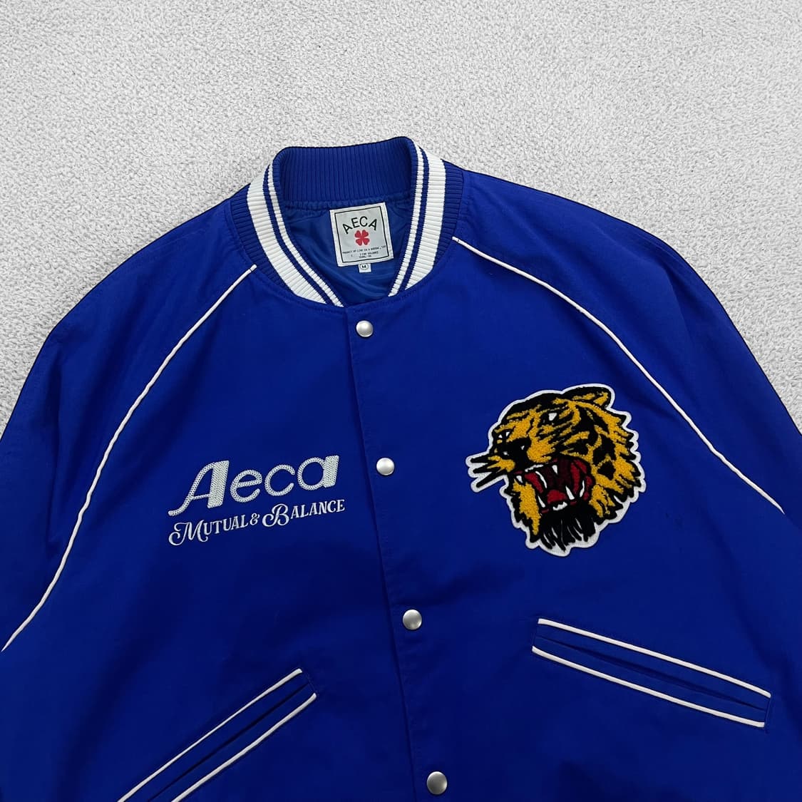 Aeca 에이카 타이거 코튼 바시티 자켓 블루 상품이미지3