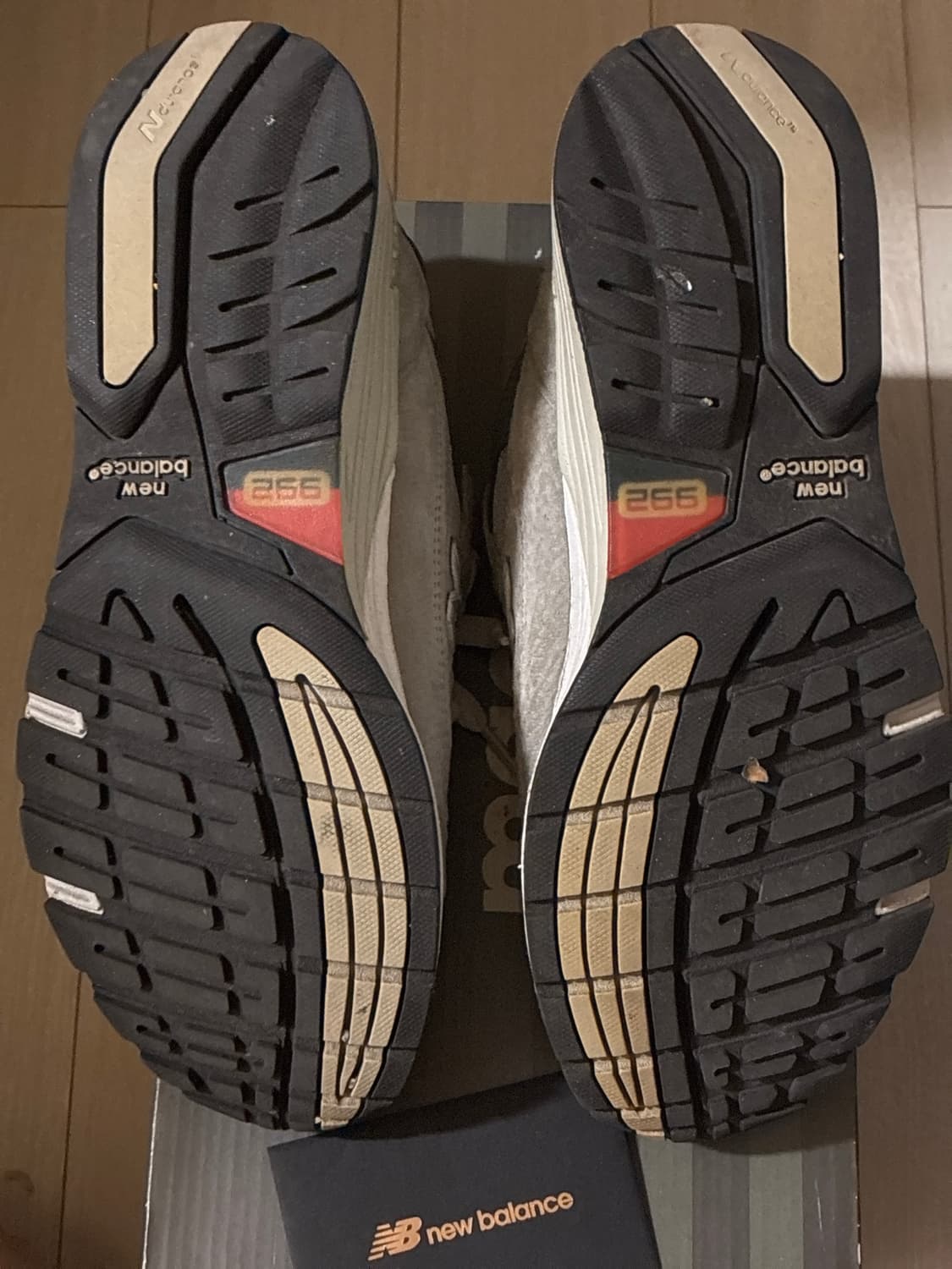 뉴발란스 992 그레이 상품이미지2