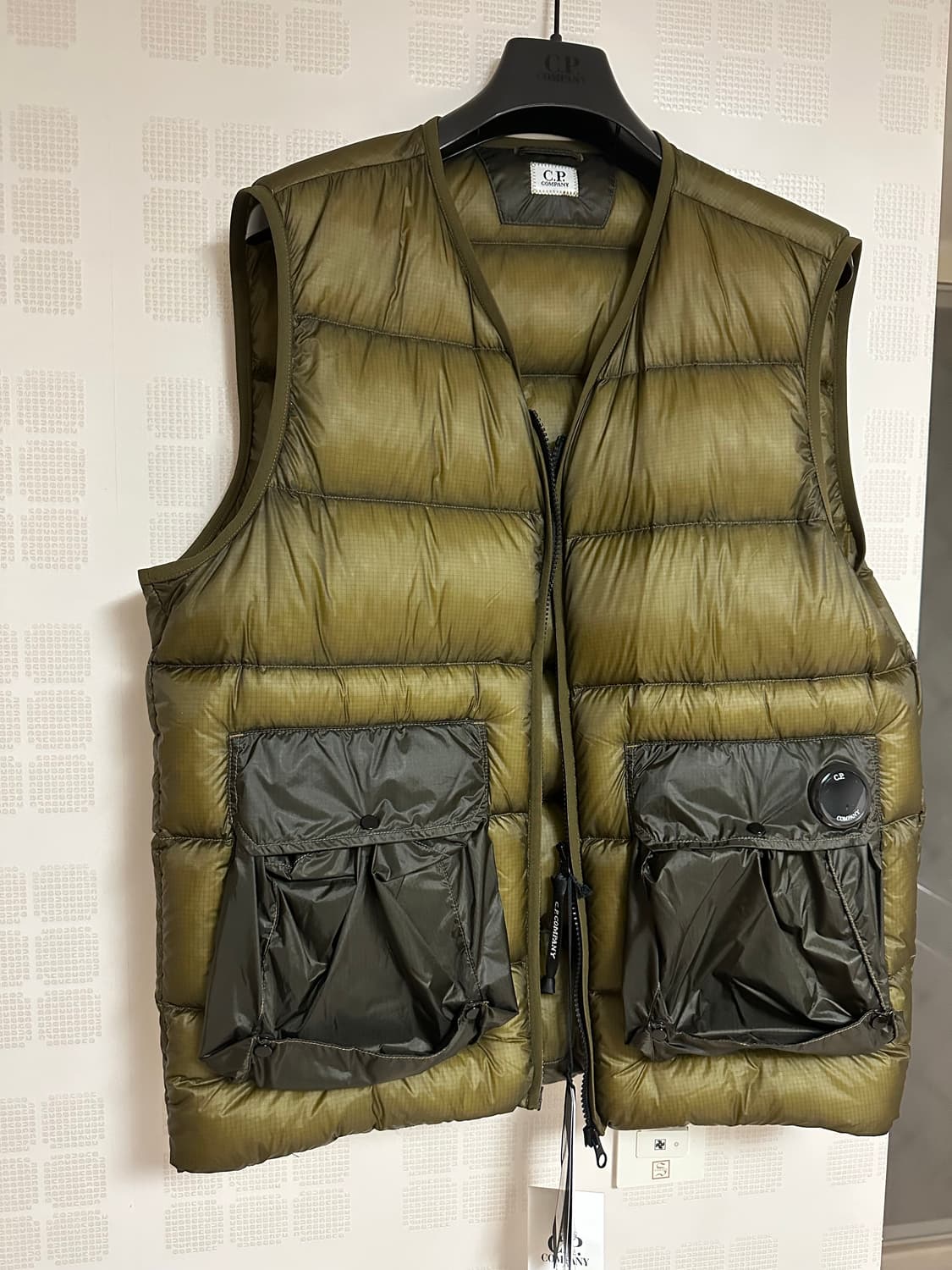 cp company 디디쉘 다운 베스트 상품이미지1