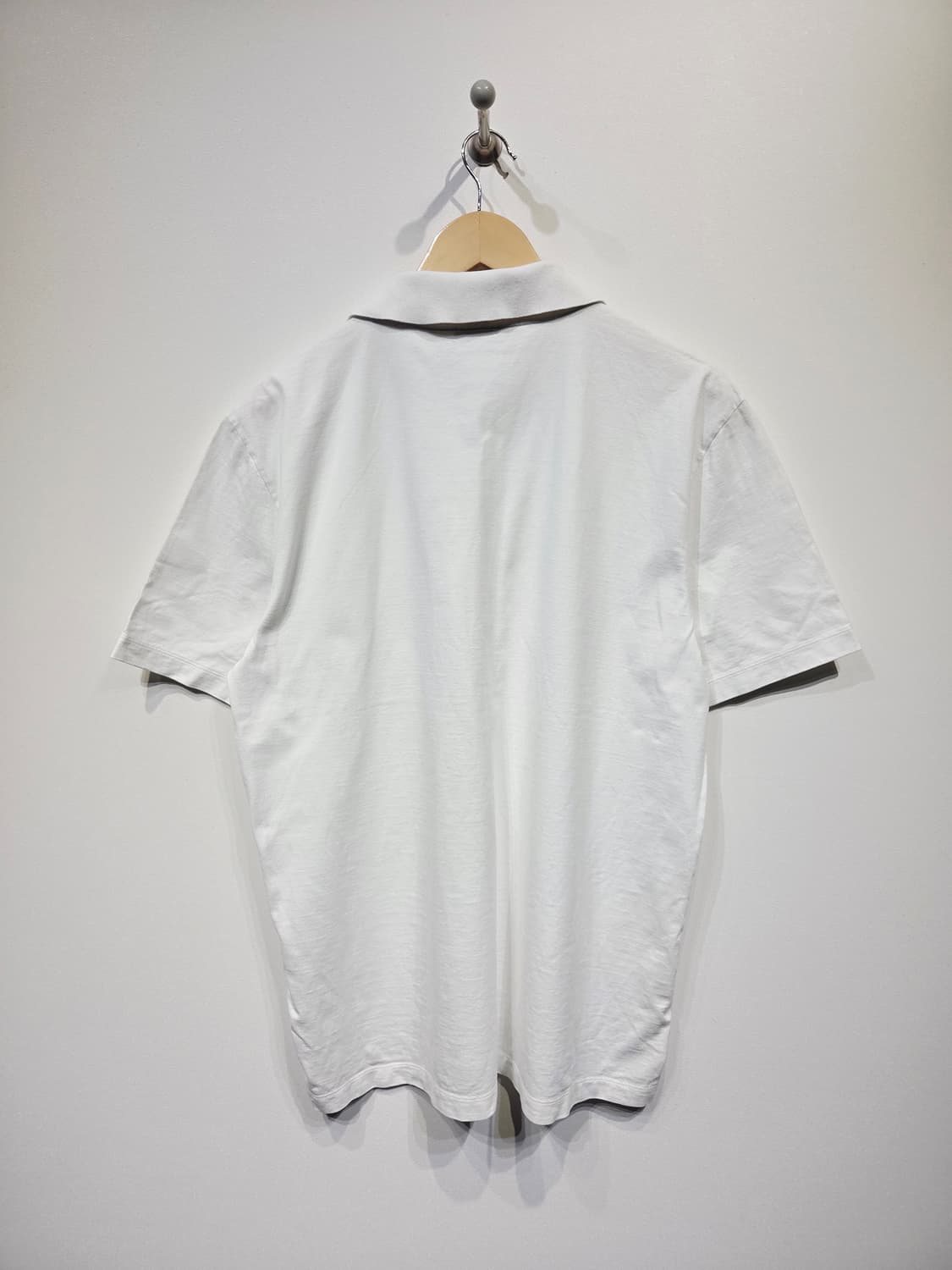 톰브라운 삼선탭 화이트 반팔 폴로티_호칭4 상품이미지5