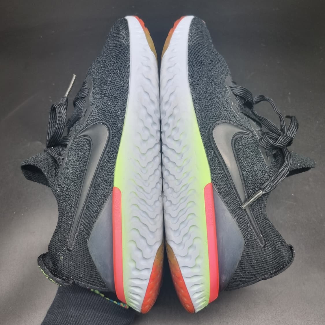 나이키 리액트 플라이니트2 여성운동화235  상품이미지5