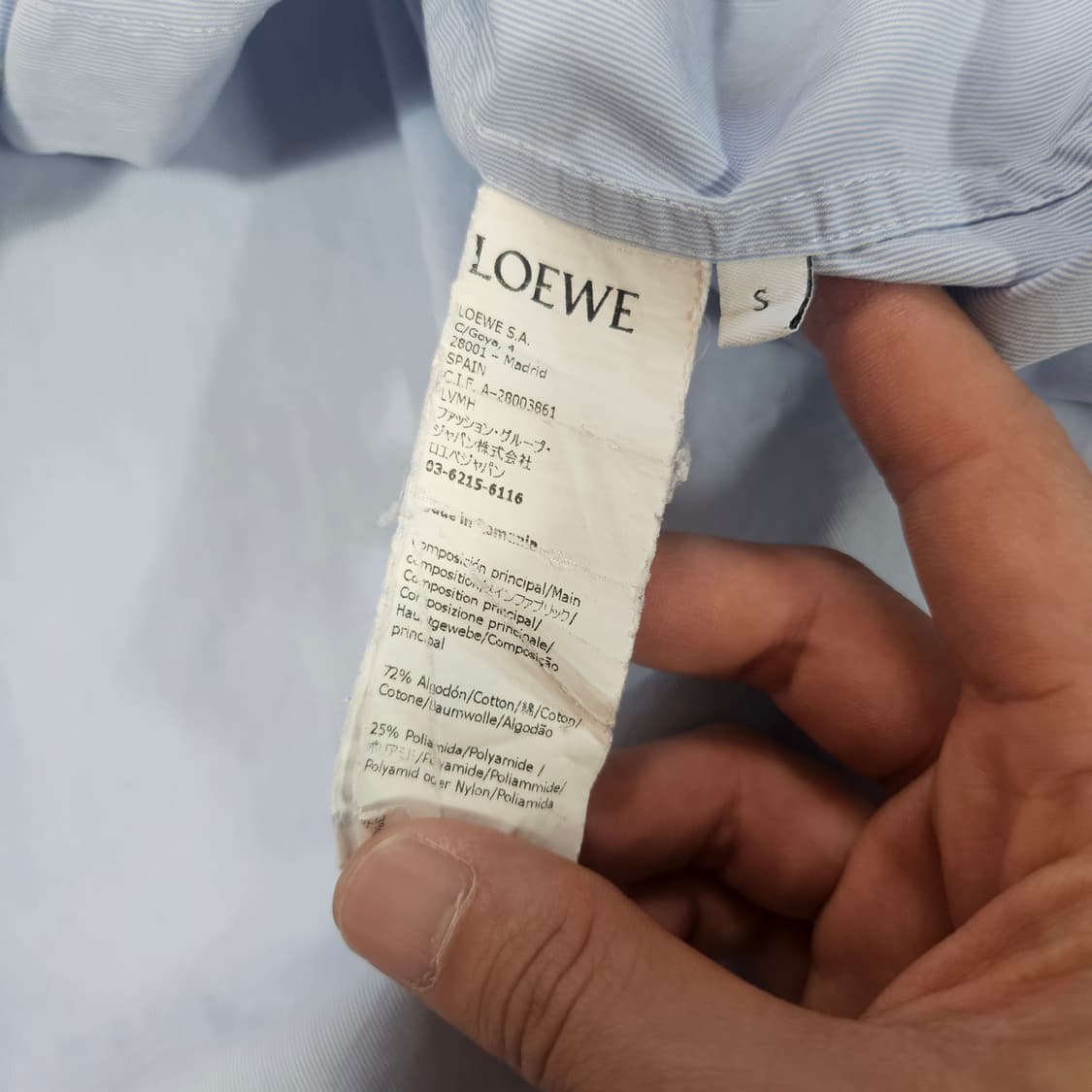 로에베(LOEWE)루즈핏 스트라이프 가죽 카라 블럭 셔츠
 상품이미지7