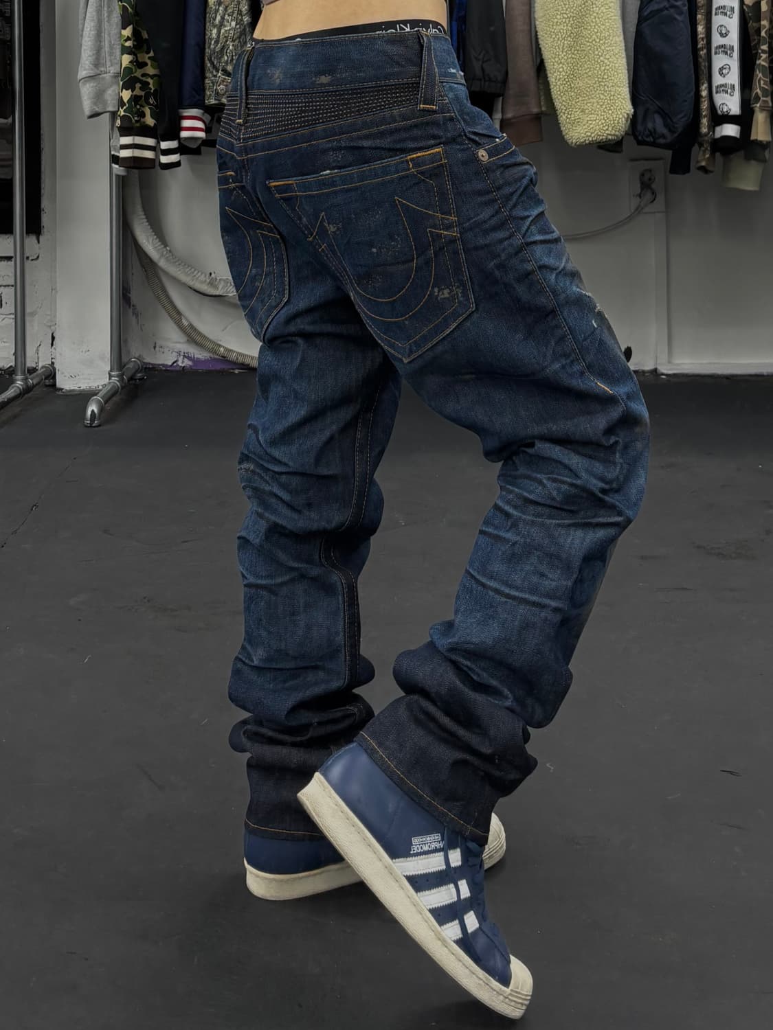 트루릴리전 스터드 데님팬츠 상품이미지3