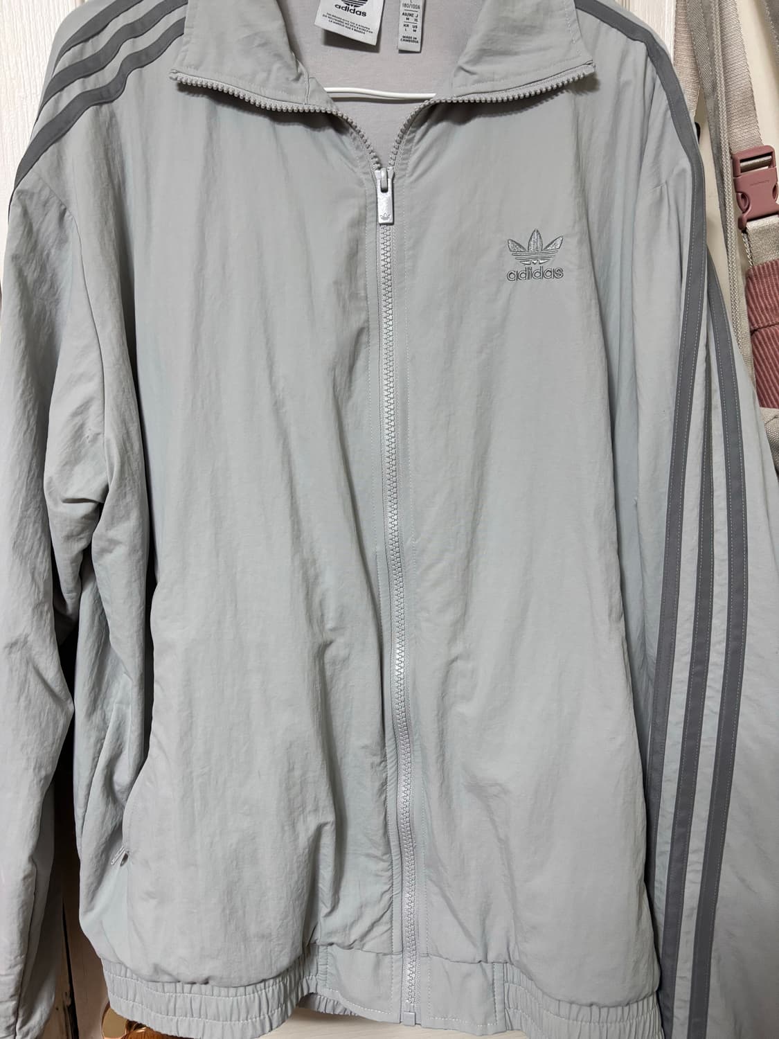 아디다스 우든 파이어버드 트랙탑 그레이 L 바람막이 상품이미지1