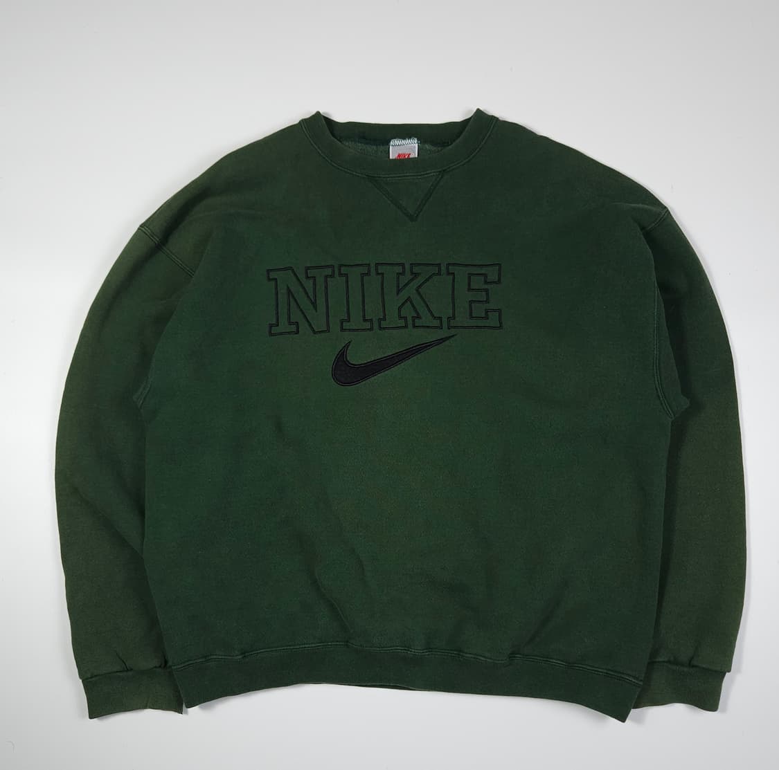 나이키 빅로고 딥그린 맨투맨  상품이미지1