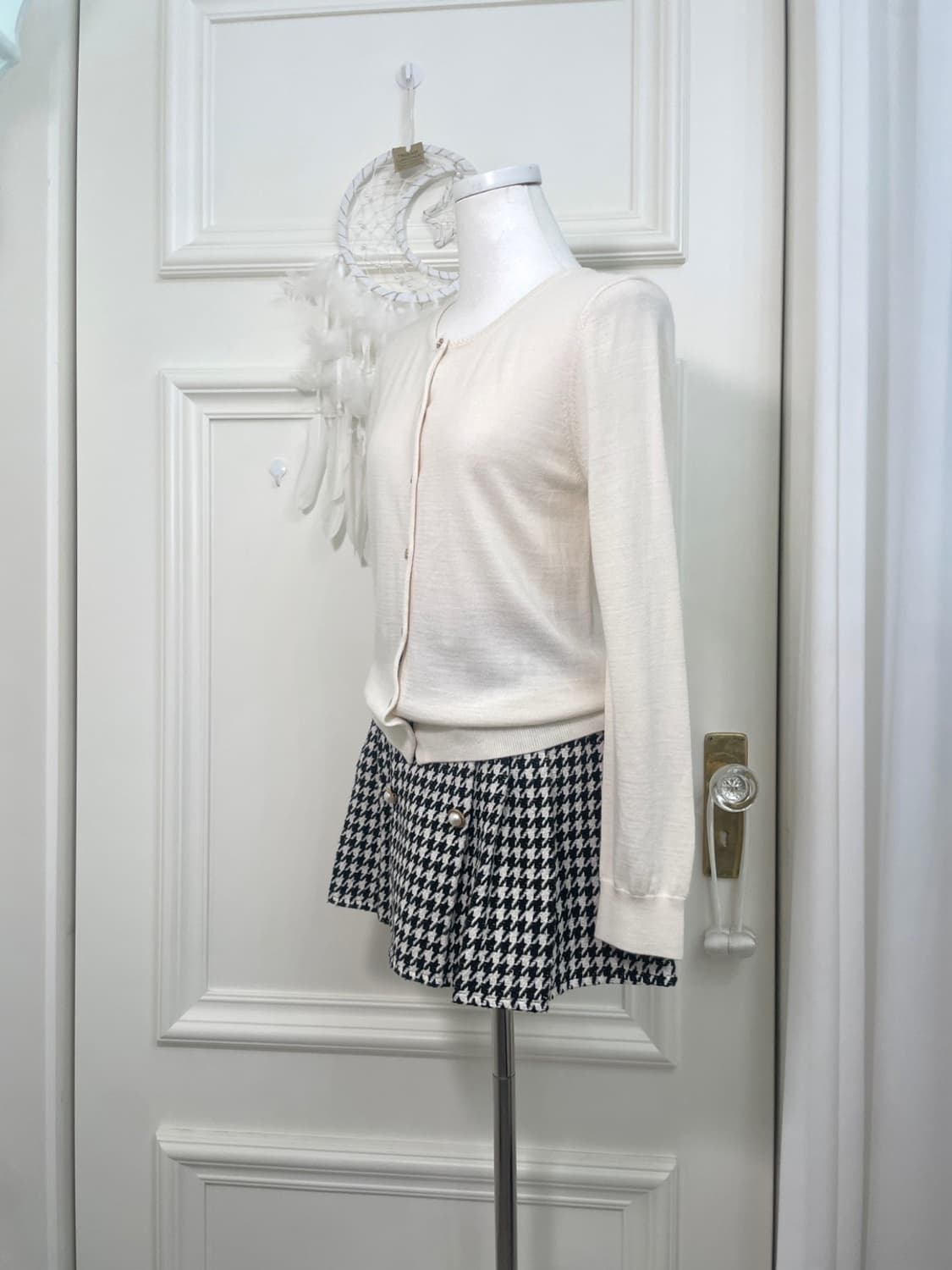 ivory flower button basic cardigan 상품이미지3
