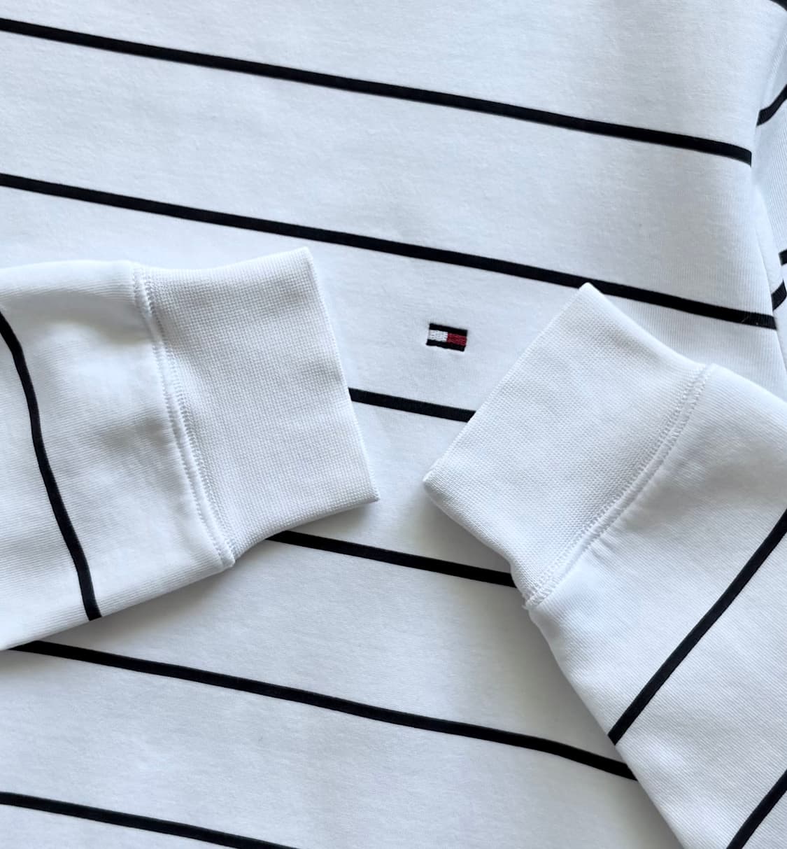 타미힐피거 스트라이프 맨투맨 상품이미지3