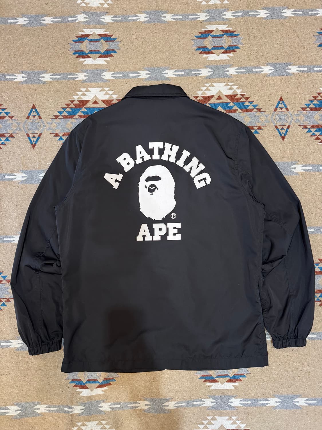 [M] 베이프 컬리지 코치자켓 블랙  상품이미지4