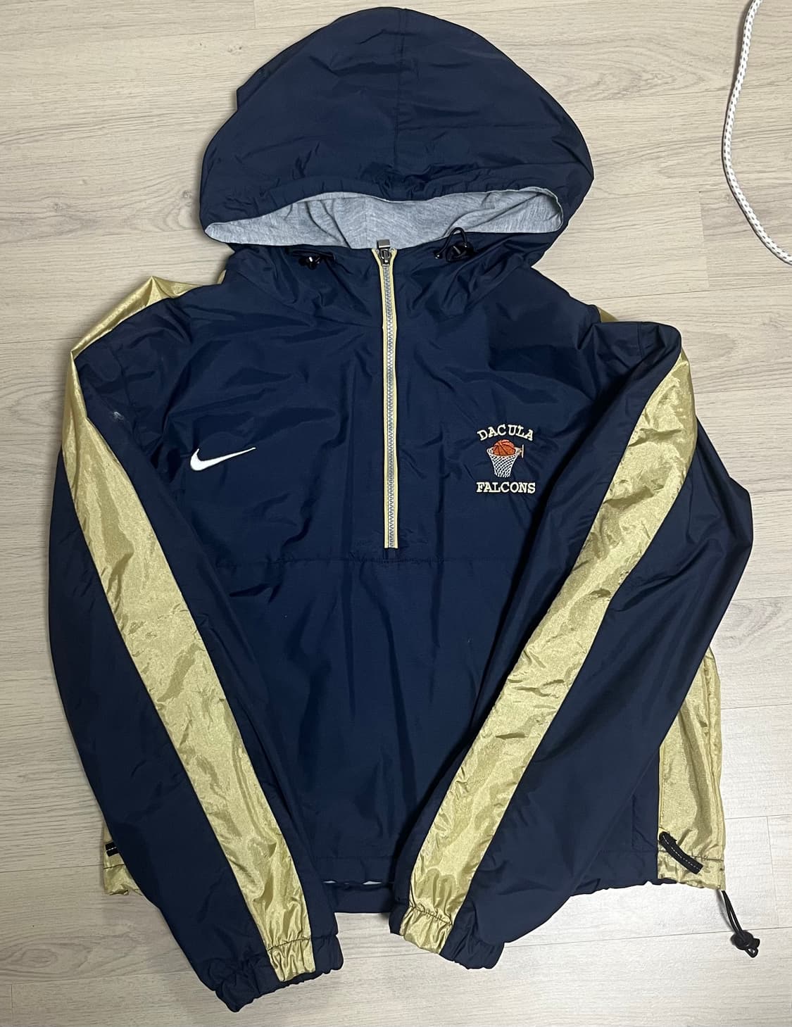 나이키 빈티지 바람막이 상품이미지1