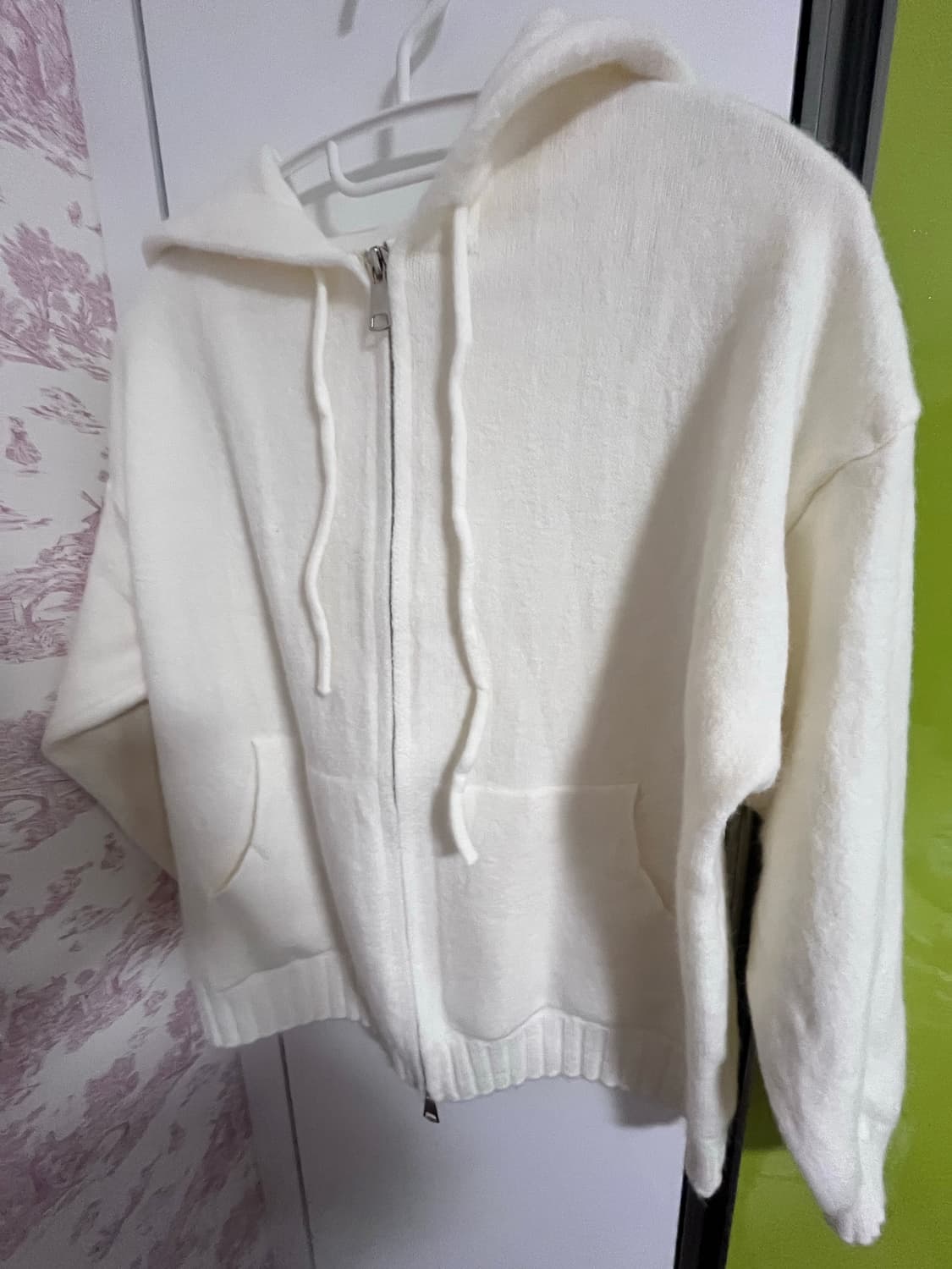 니트 집업 상품이미지1