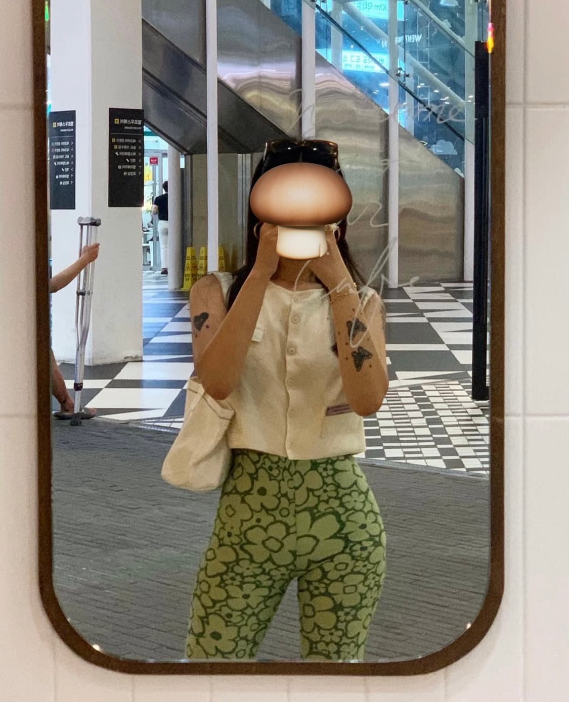 (반택포) 꽃 패턴 그린 부츠컷 팬츠  상품이미지3