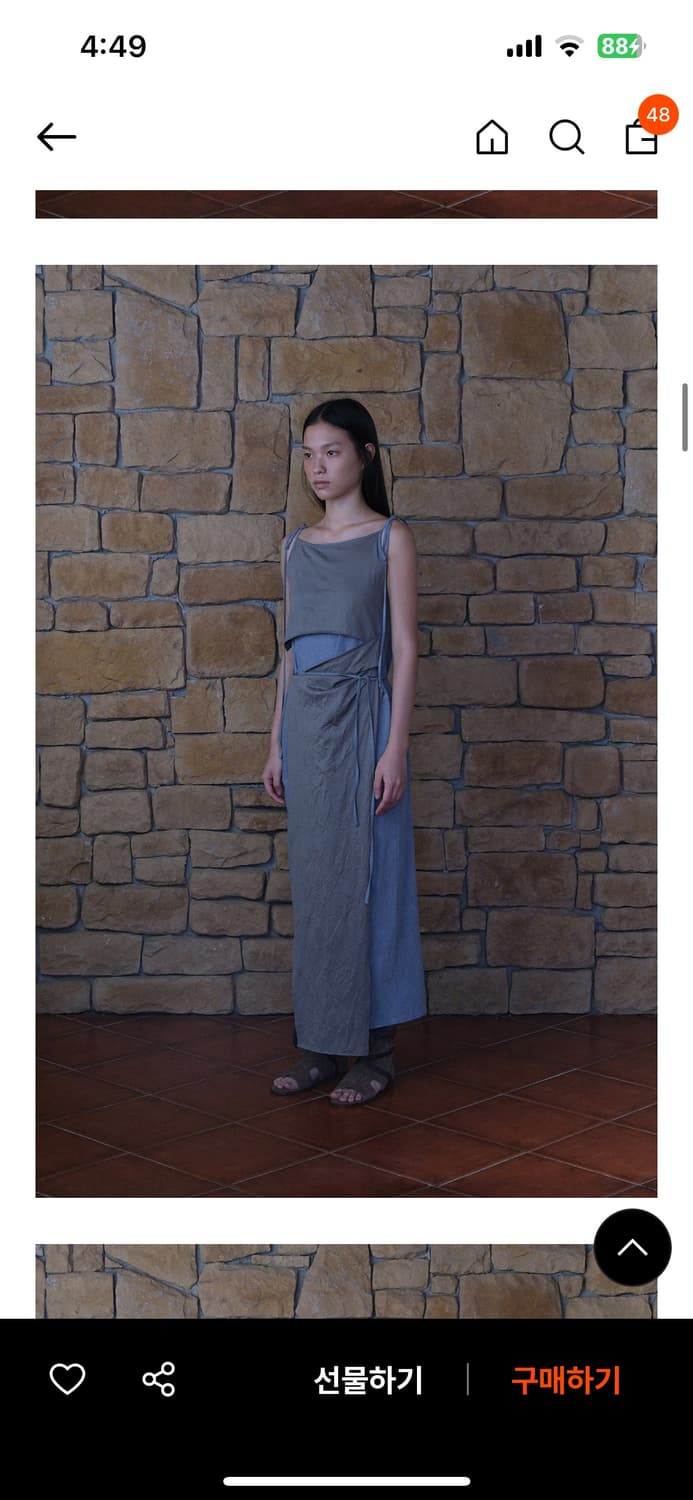 베르소 Front Crossed Apron Dress 상품이미지3