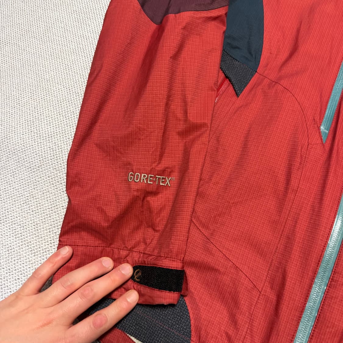 블랙야크 고어텍스 익스트림 피크 바람막이 자켓 상품이미지3