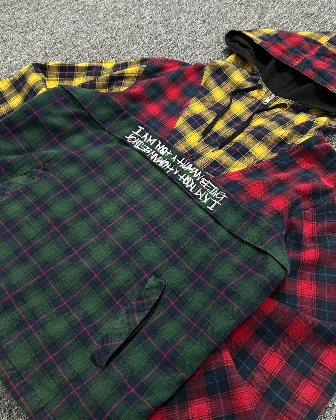 아임낫어휴먼비잉 멀티 컬러 체크 아노락  상품이미지3