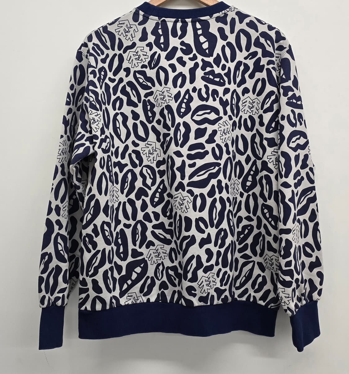 코오롱스포츠×참스 콜라보 맨투맨.   
싸이즈 100 상품이미지3