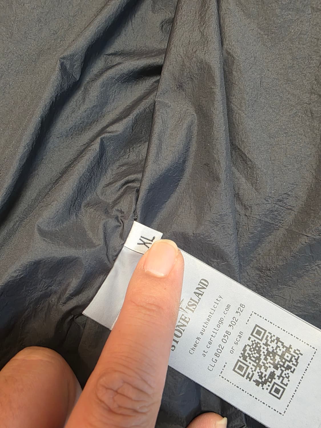 스톤아일랜드 나일론 스킨터치 바람막이 xl 상품이미지4