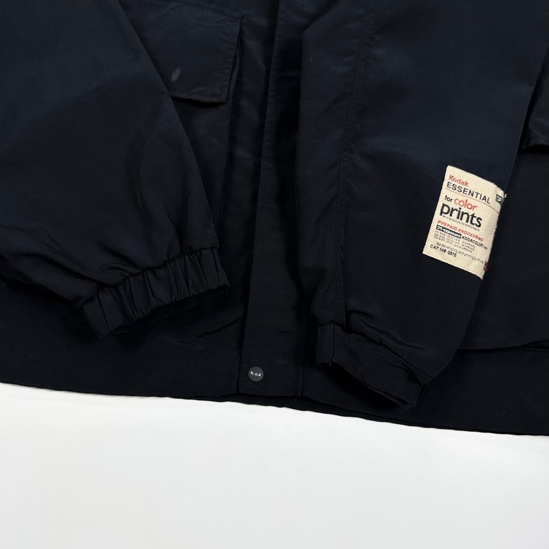 코닥 시그니처 로고 풀오버 블랙 바람막이 자켓 (XL) 상품이미지4