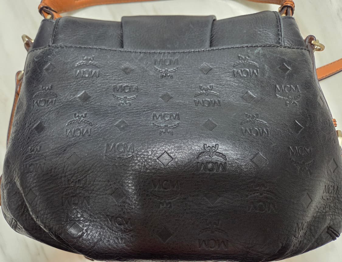 MCM 비세토스 블랙 레더 토트 앤 크로스백 상품이미지6