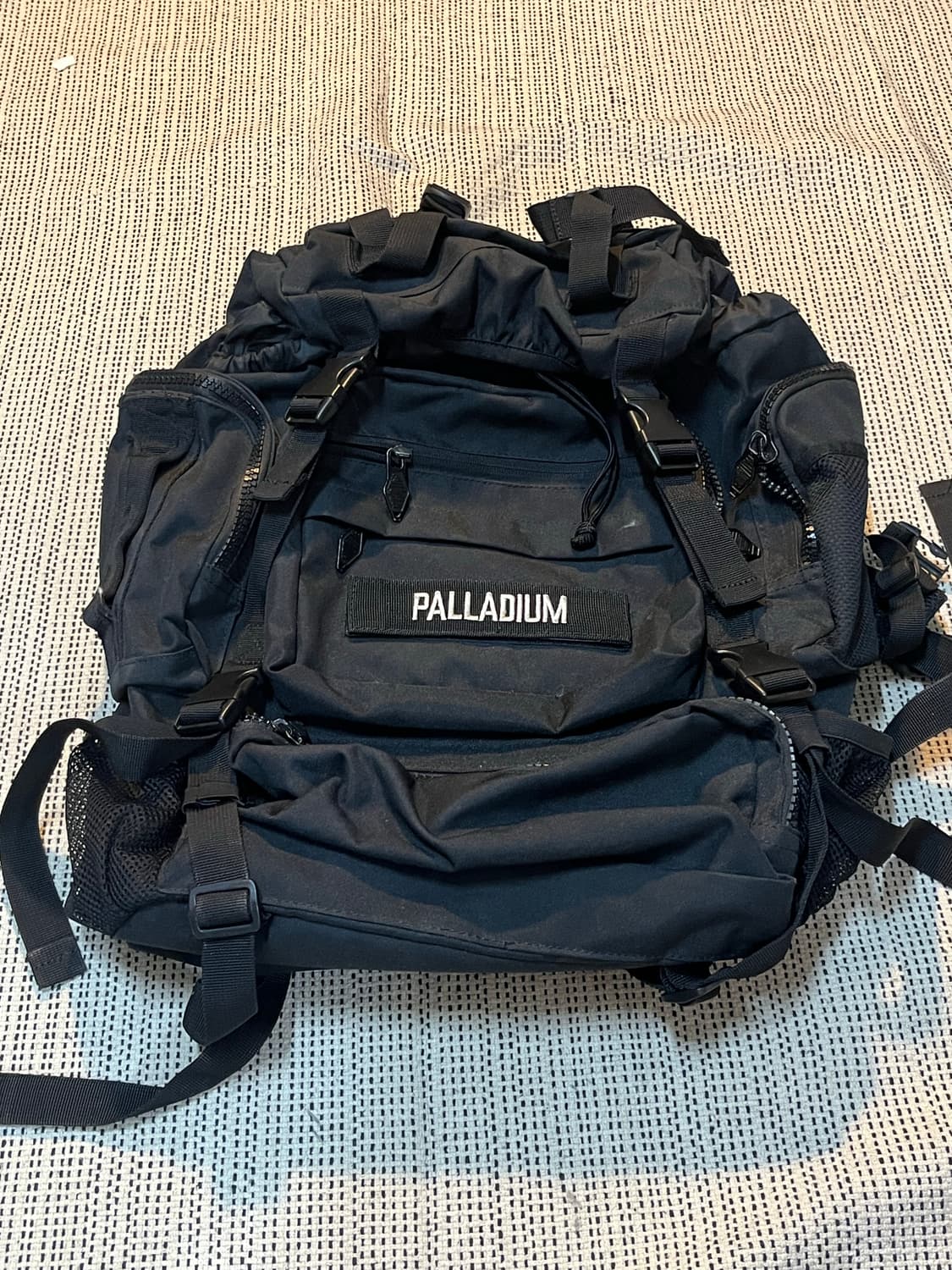 팔라디움 백팩 상품이미지1
