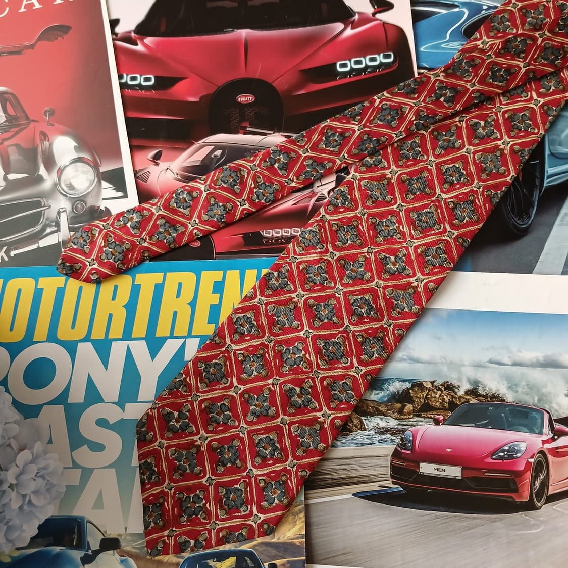 갭 실크 레드 기하 패턴 넥타이 9cm A등급 A19250
 상품이미지4