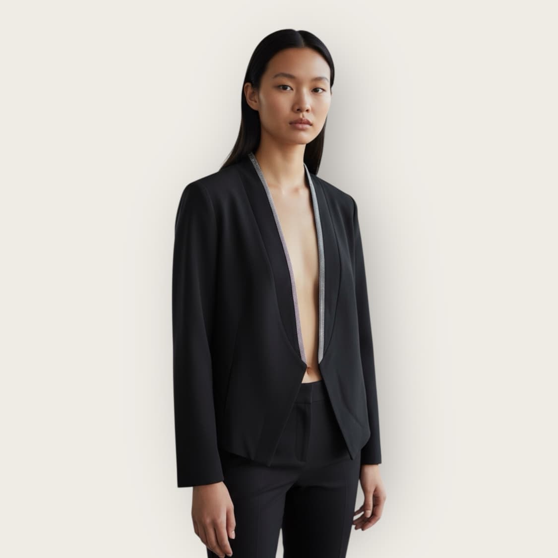 42/ 브루넬로쿠치넬리 크리스탈 트리밍 블랙 재킷 상품이미지1