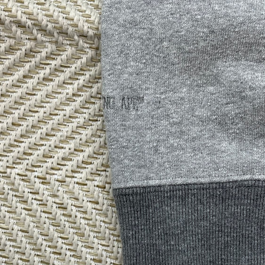 베이프 원포켓 패치 맨투맨 r2532 상품이미지5